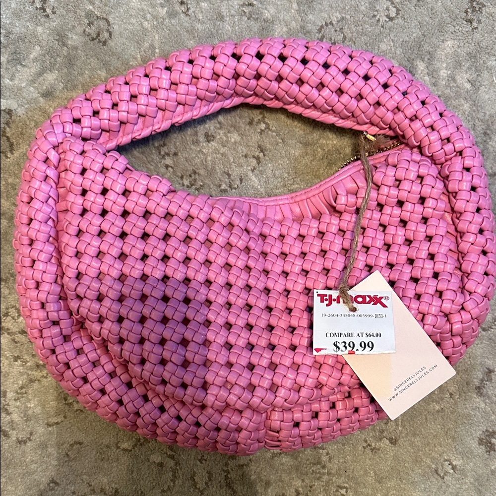 NWT Sincerely Jules, Chic Pink Woven Shoulder Bag